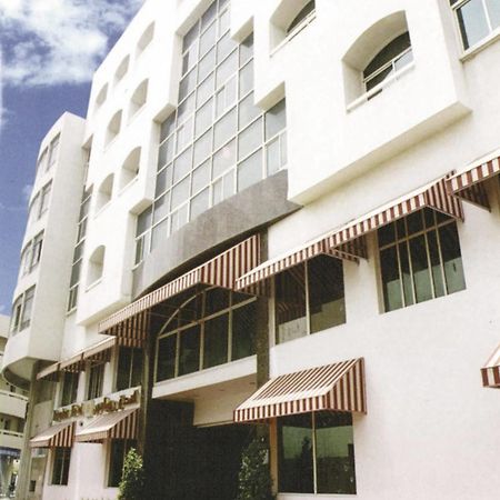 Royalton Hotel Dubai Exteriör bild