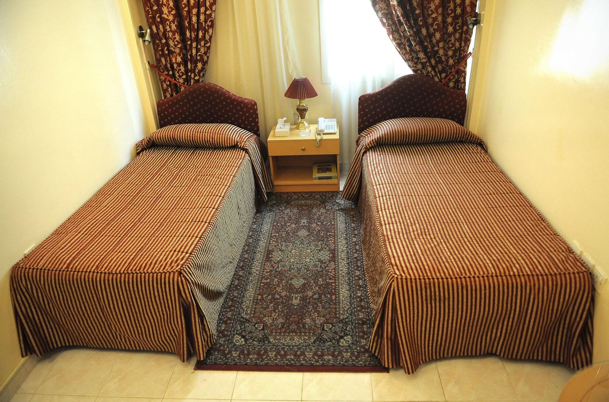 Royalton Hotel Dubai Exteriör bild
