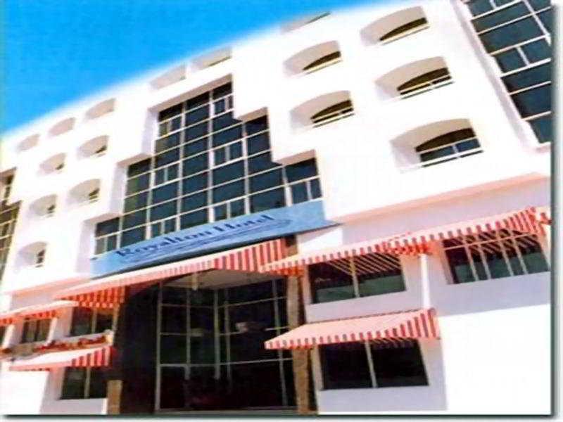 Royalton Hotel Dubai Exteriör bild