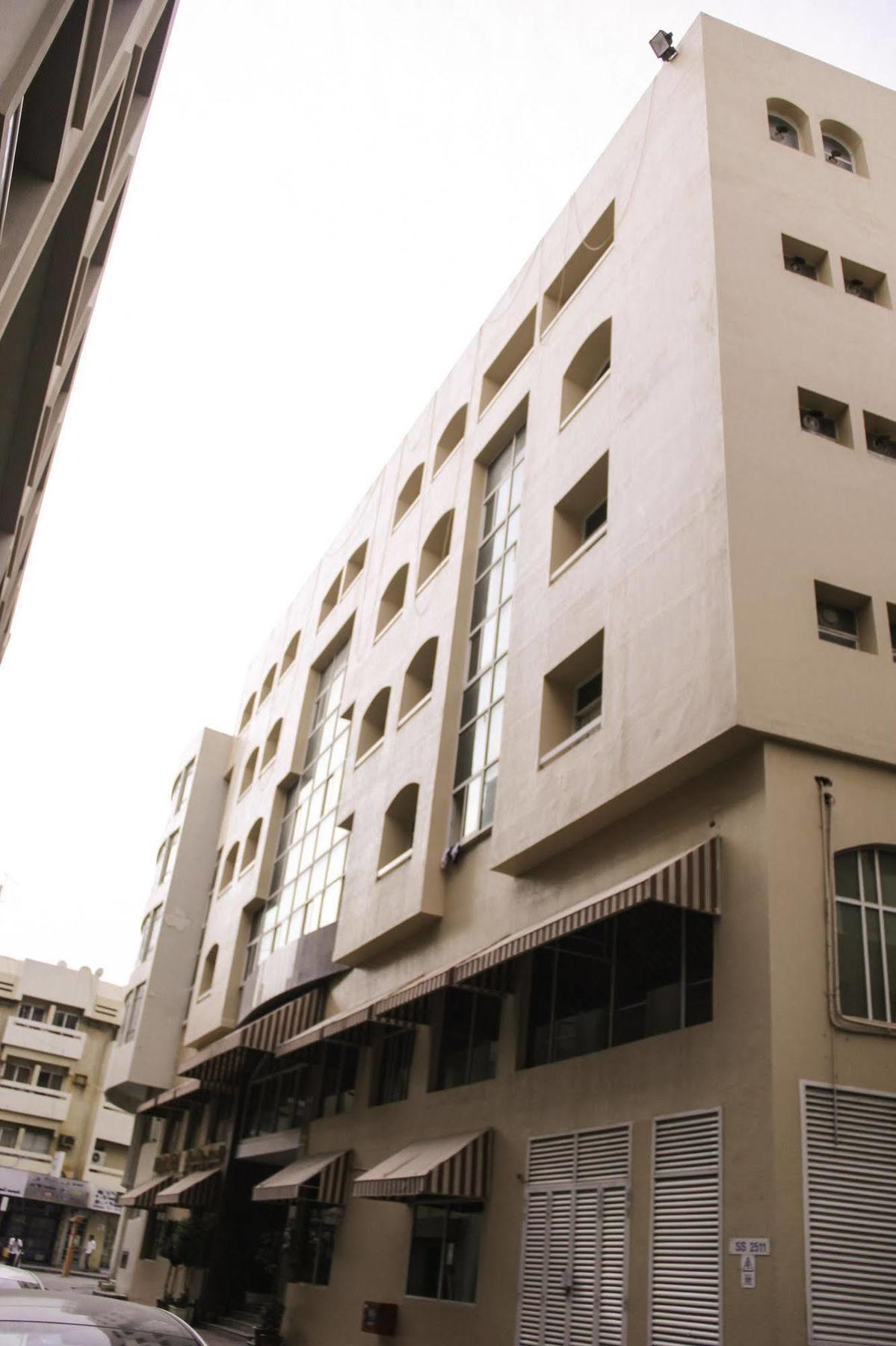 Royalton Hotel Dubai Exteriör bild