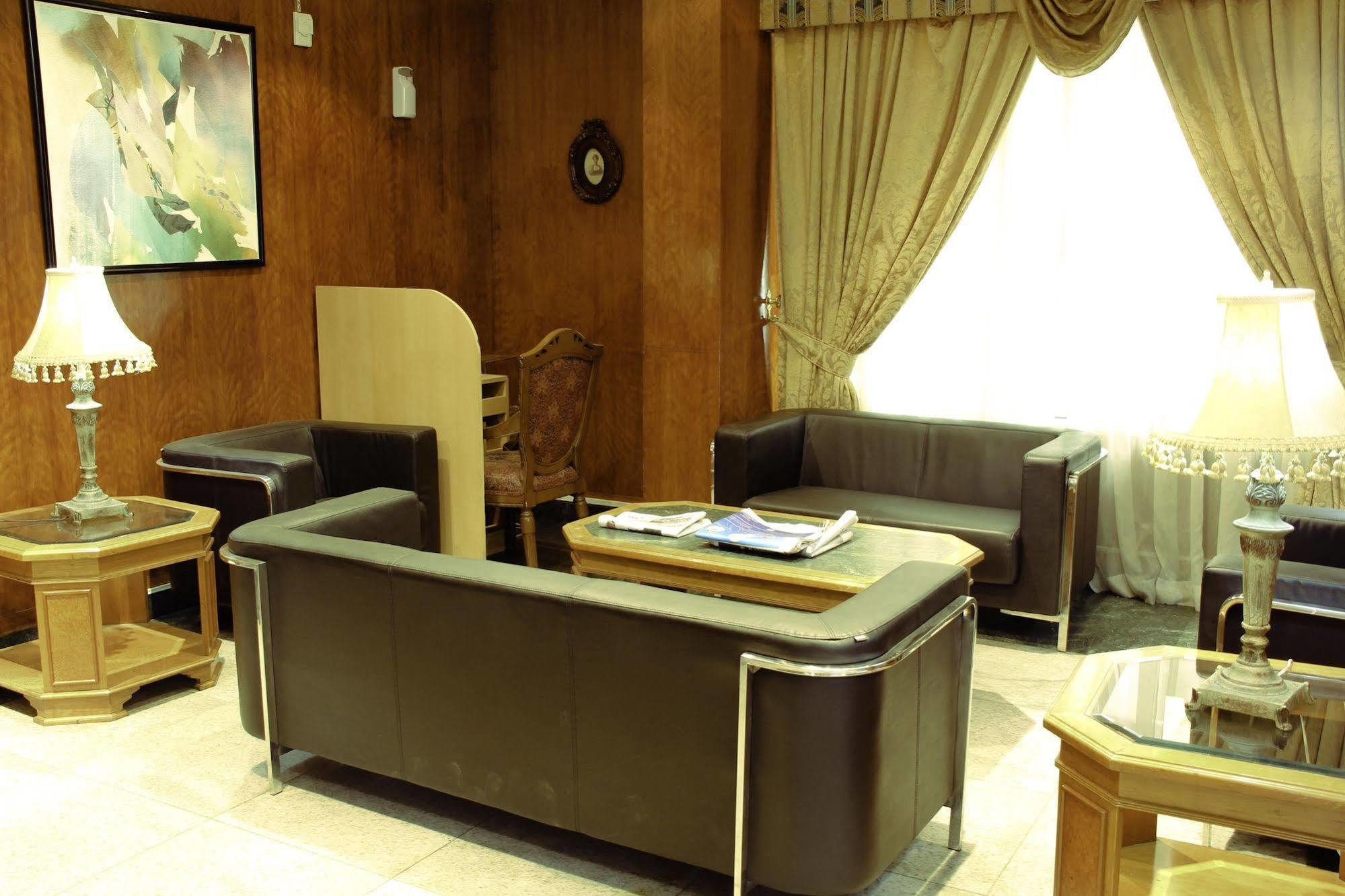 Royalton Hotel Dubai Exteriör bild